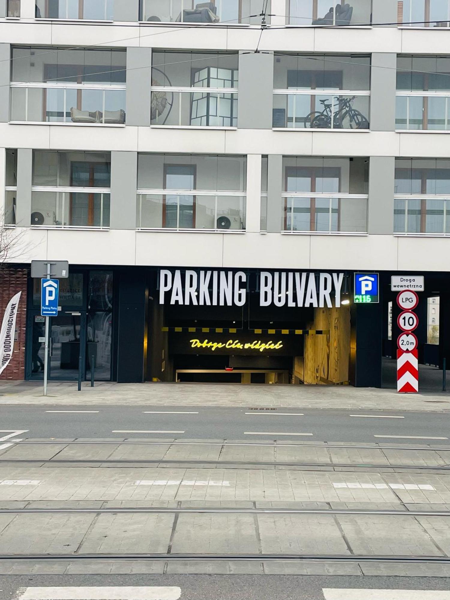 Q19 Apartments Rynek Wrocław Eksteriør billede